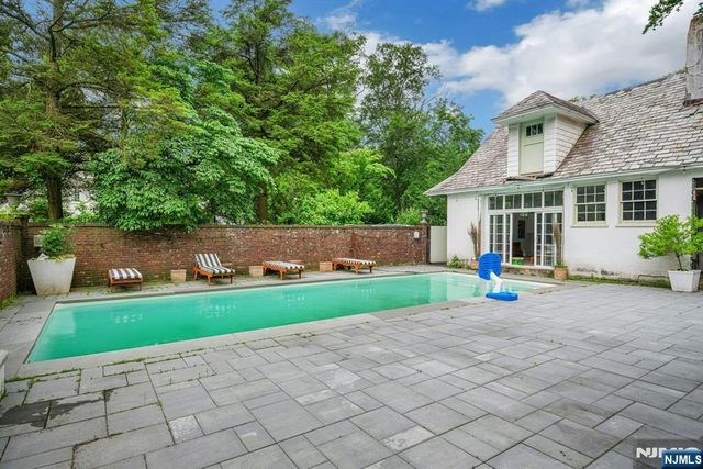 60 Wildwood Avenue, West Orange, NJ 07052