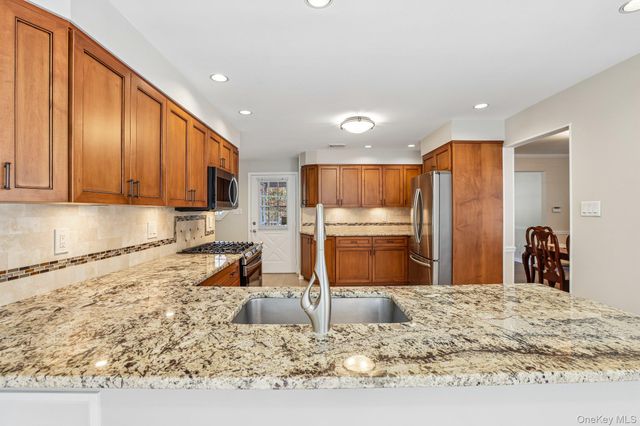 3 Deforest Avenue, New City, NY 10956