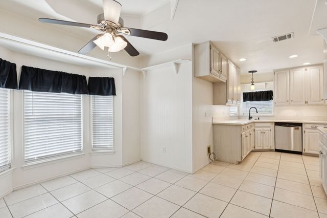 2324 Ridgewood, Bedford, TX 76021