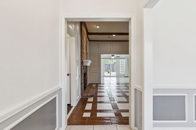 2324 Ridgewood, Bedford, TX 76021