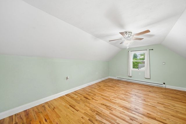 1582 Varnum Ave, Lowell, MA 01854