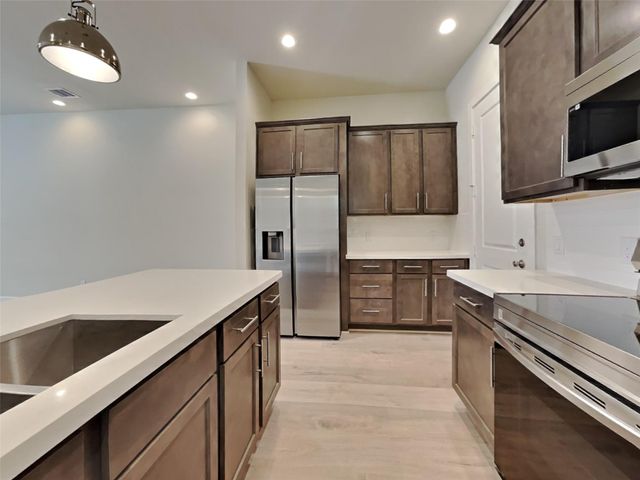 2604 James Madison Way, Houston, TX 77091