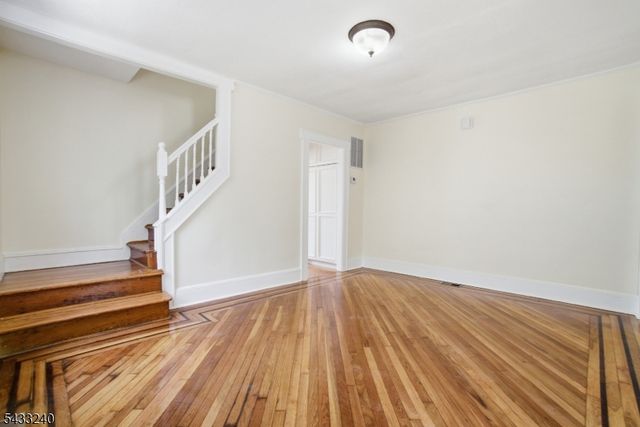 306 Smith St, Newark City, NJ 07106