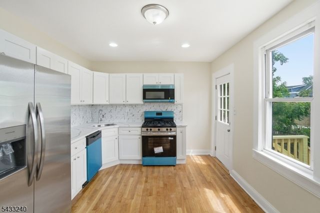 306 Smith St, Newark City, NJ 07106
