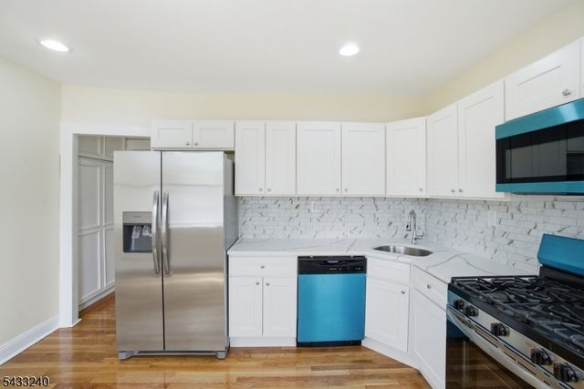 306 Smith St, Newark City, NJ 07106
