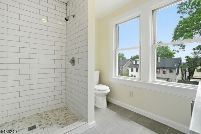 306 Smith St, Newark City, NJ 07106