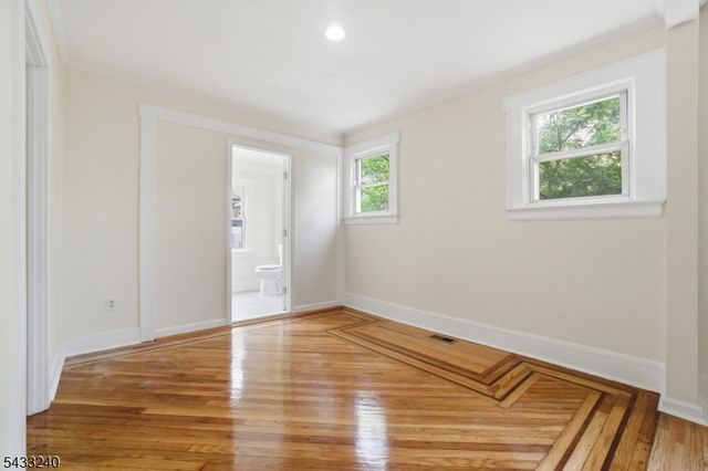 306 Smith St, Newark City, NJ 07106