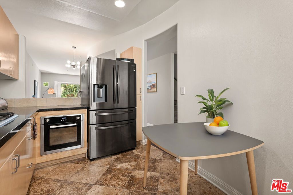5350 Sepulveda Boulevard 7, Los Angeles, CA 91411 — photo 5
