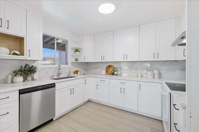 609 Gloria Court, San Mateo, CA 94401