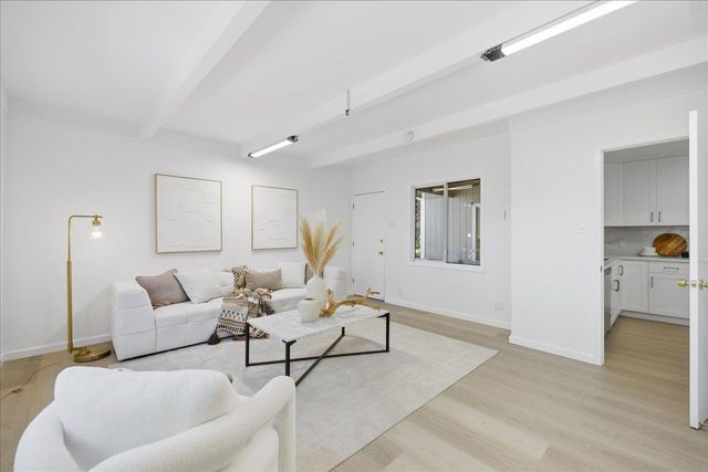 609 Gloria Court, San Mateo, CA 94401