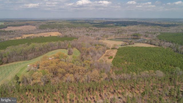 23205 CARNEAL LN, Ruther Glen, VA 22546