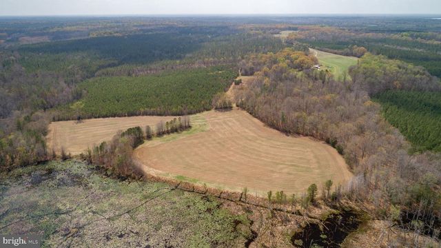 23205 CARNEAL LN, Ruther Glen, VA 22546