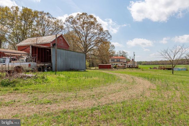 23205 CARNEAL LN, Ruther Glen, VA 22546