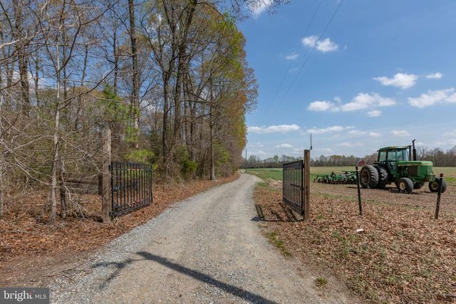 23205 CARNEAL LN, Ruther Glen, VA 22546