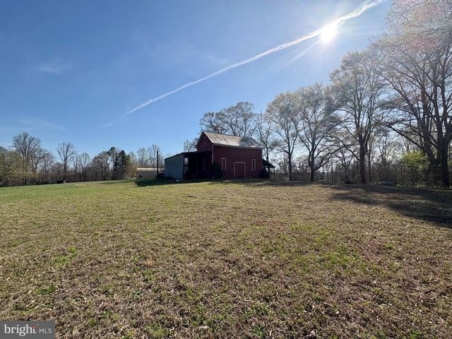 23205 CARNEAL LN, Ruther Glen, VA 22546