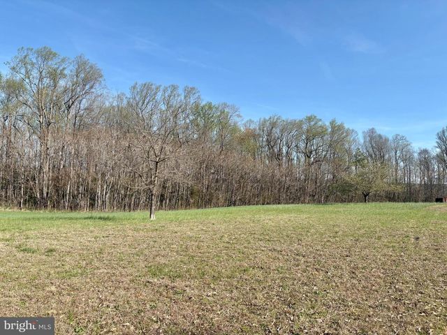 23205 CARNEAL LN, Ruther Glen, VA 22546