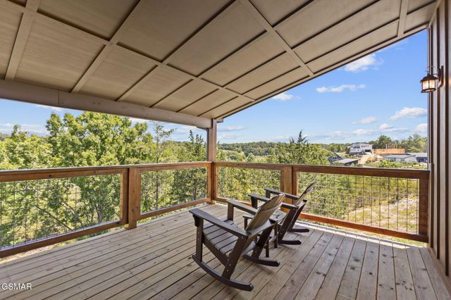 1122 Sanctuary Shores Way, Sevierville, TN 37876