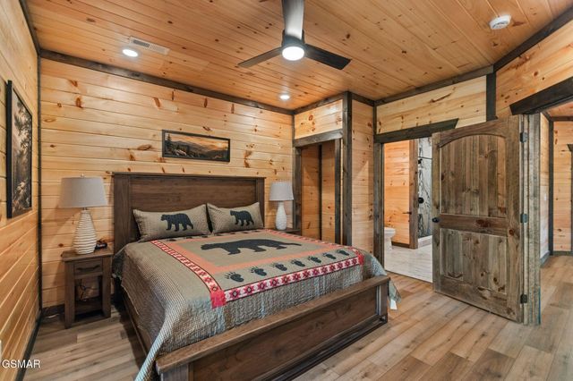 1122 Sanctuary Shores Way, Sevierville, TN 37876
