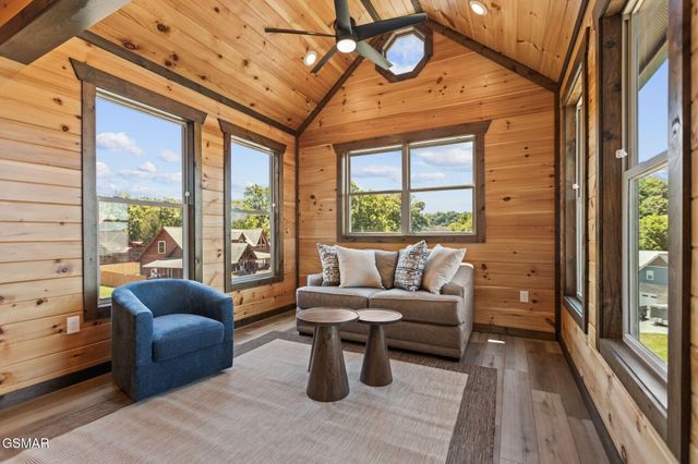 1122 Sanctuary Shores Way, Sevierville, TN 37876