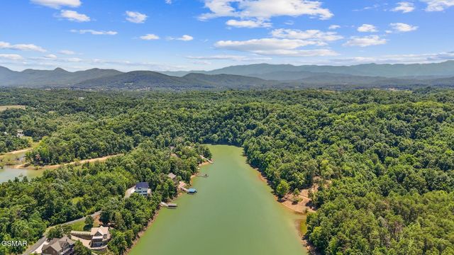 1122 Sanctuary Shores Way, Sevierville, TN 37876