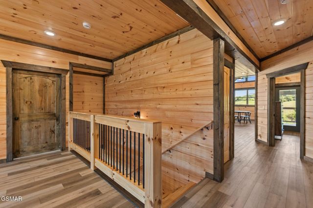 1122 Sanctuary Shores Way, Sevierville, TN 37876