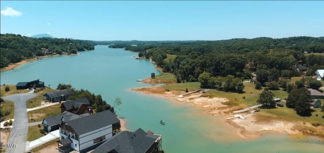 1122 Sanctuary Shores Way, Sevierville, TN 37876