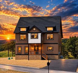 1122 Sanctuary Shores Way, Sevierville, TN 37876