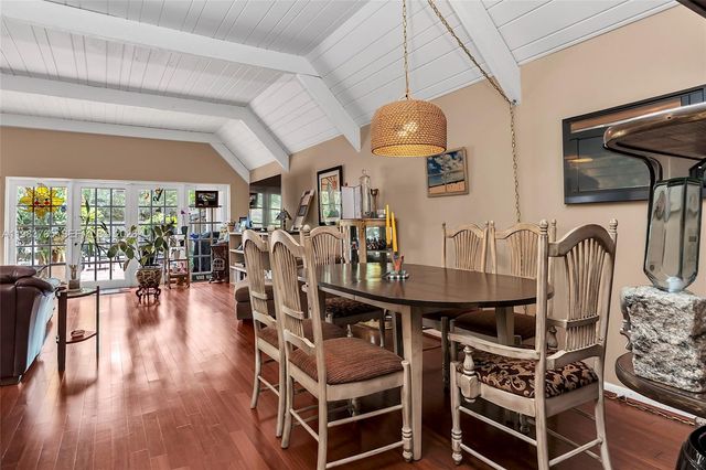 2132 NE 171st St, North Miami Beach, FL 33162