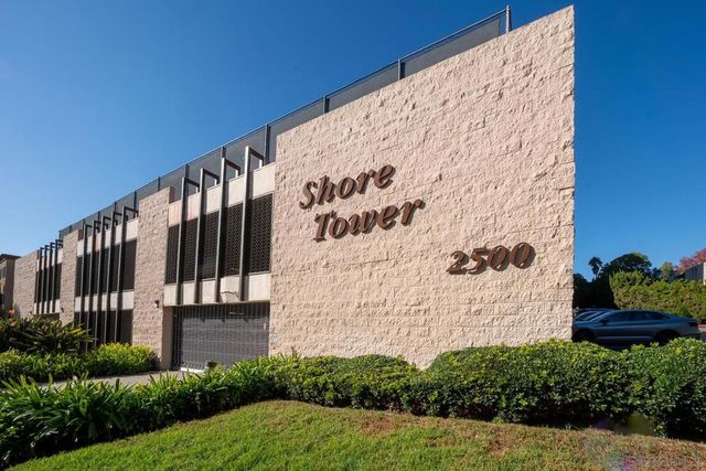 2500 torrey pines 119, La Jolla, CA 92037