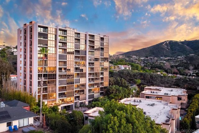 2500 torrey pines 119, La Jolla, CA 92037