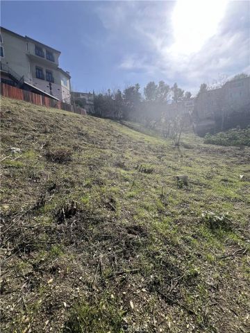 3820 Barryknoll Dr, Los Angeles, CA 90065