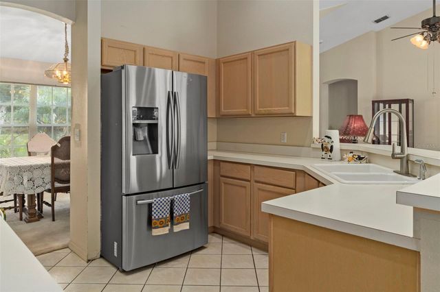 5465 CHESTNUT RIDGE ROAD, Dade City, FL 33523