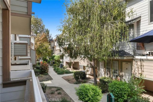 11150 Glenoaks 282, Pacoima, CA 91331