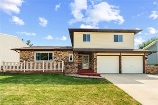 2451 28th Avenue, Marion, IA 52302