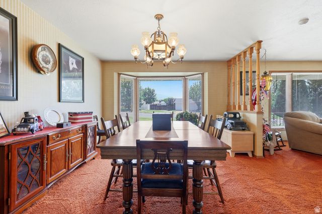381 OAK LN, Kaysville, UT 84037