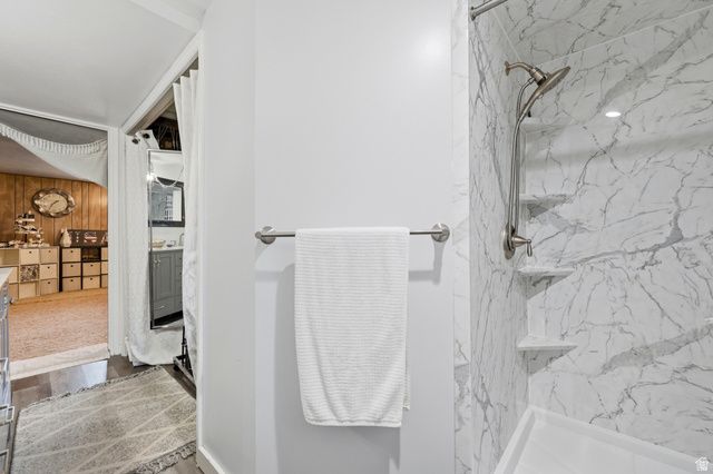 381 OAK LN, Kaysville, UT 84037