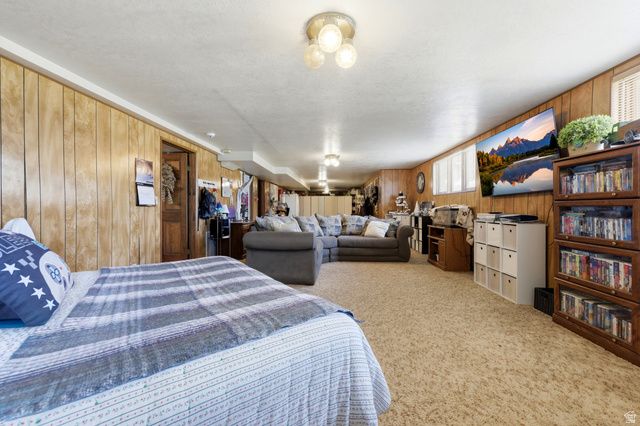 381 OAK LN, Kaysville, UT 84037