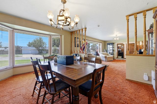 381 OAK LN, Kaysville, UT 84037