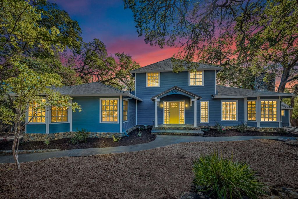 8464 Sunset Ave, Fair Oaks, CA 95628