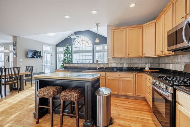 3233 White Pine Lane, Macedon, NY 14502