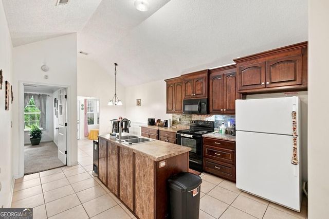 419 Bob White Road, Macon, GA 31216
