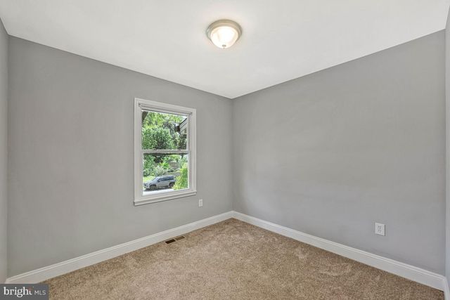 409 UNIVERSITY DR, Waldorf, MD 20602