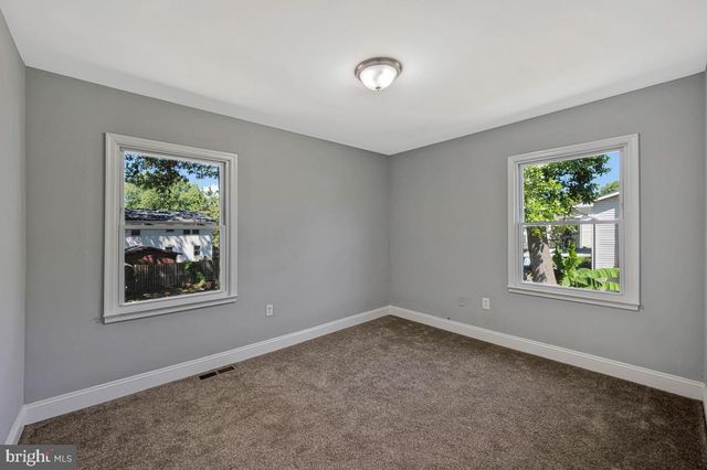 409 UNIVERSITY DR, Waldorf, MD 20602