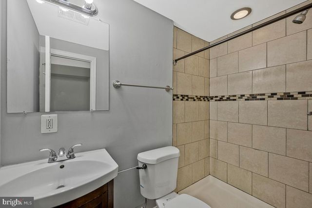 409 UNIVERSITY DR, Waldorf, MD 20602