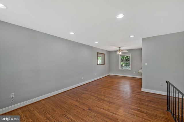 409 UNIVERSITY DR, Waldorf, MD 20602