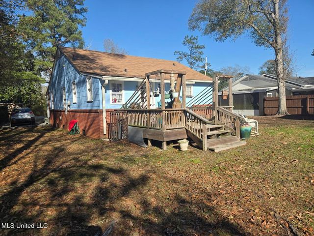 1607 Fifth Avenue, Picayune, MS 39466