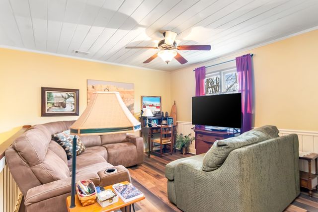 705 Laurel Ridge Drive, Ellijay, GA 30536