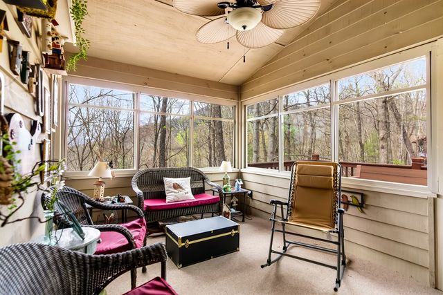 705 Laurel Ridge Drive, Ellijay, GA 30536