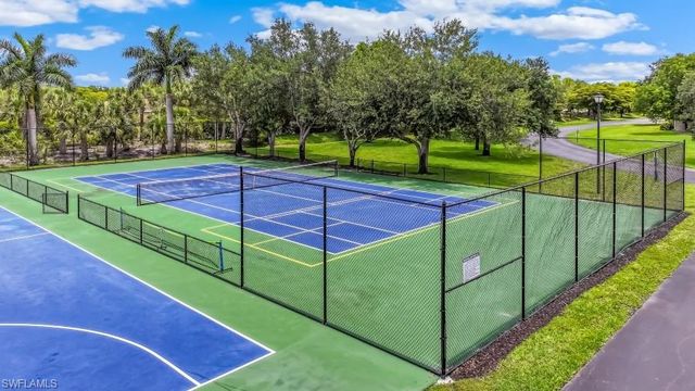 9952 Springlake CIR, Estero, FL 33928