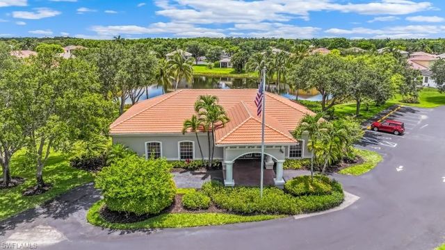 9952 Springlake CIR, Estero, FL 33928